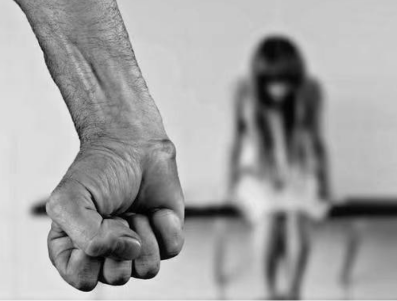 上海市私家偵探：漸漸的刪掉了許多很少聯(lián)系，只會(huì)索取的所謂的朋友